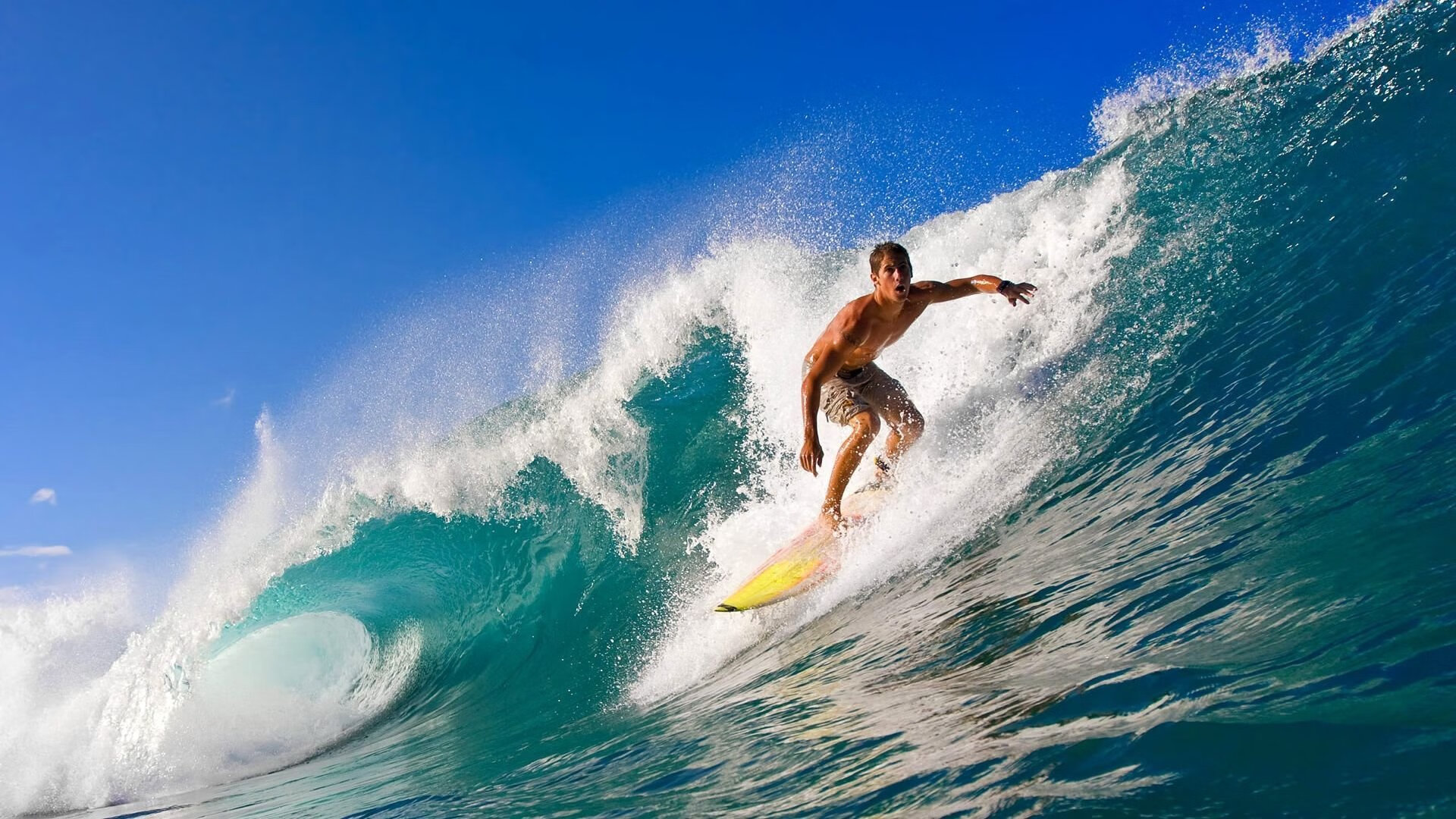 英格兰骑手艾米丽·戴维斯在巴黎奥运会三项赛中取得个人最佳成绩，获得第七名。